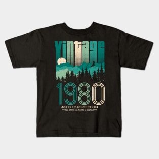 40th birthday gifts for men and women 1980 gift 40 years old Kids T-Shirt